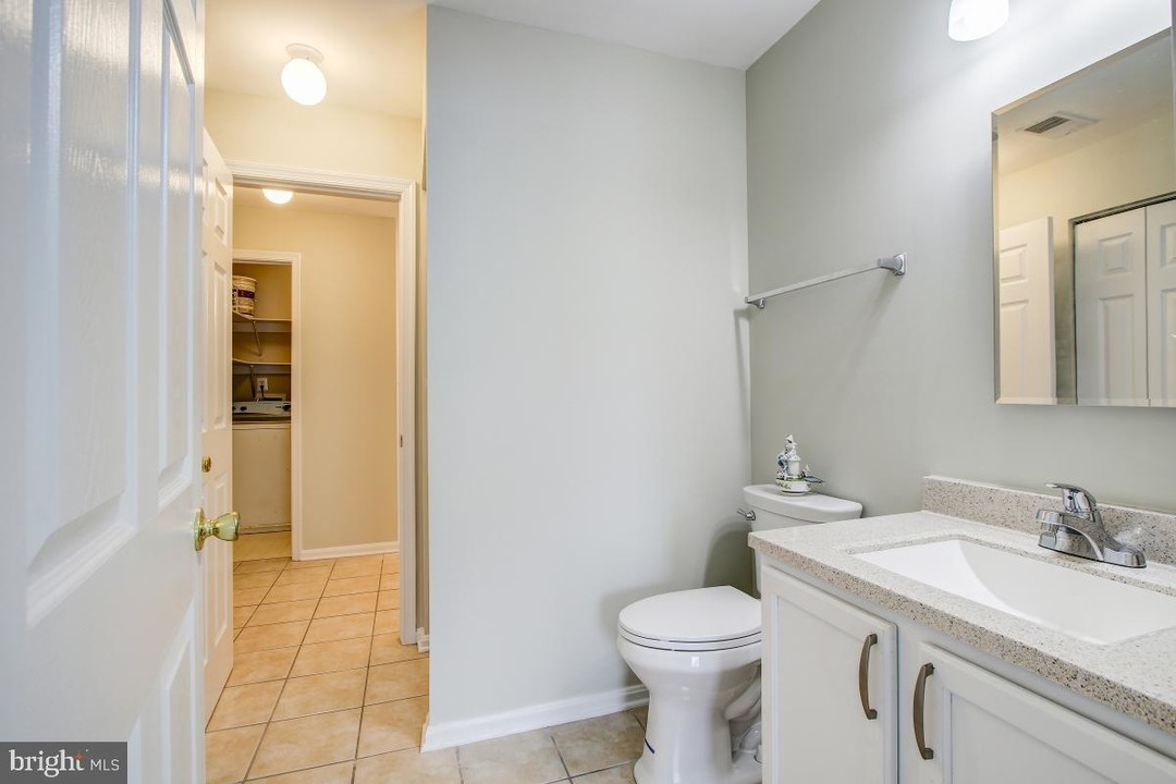 13306 Kilmarnock Way-Unit -3-F in Germantown, MD - Building Photo