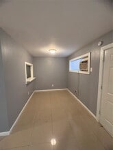 4807 Mallow St in Houston, TX - Building Photo - Building Photo