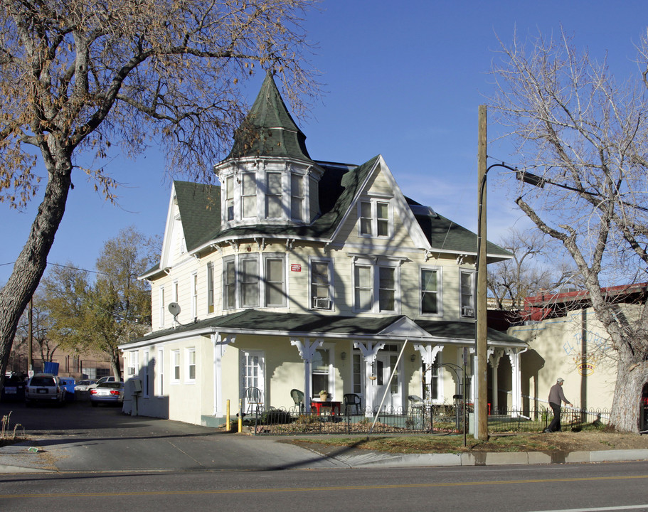 326 E Colorado Ave in Colorado Springs, CO - Foto de edificio