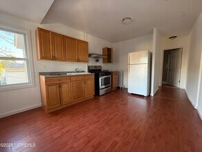 604 Irving Pl in Long Branch, NJ - Building Photo - Building Photo