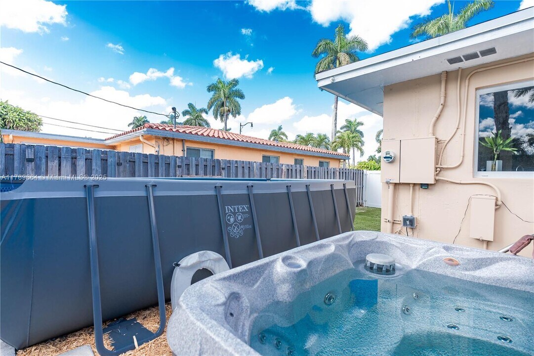 3116 Hollywood Blvd in Hollywood, FL - Building Photo