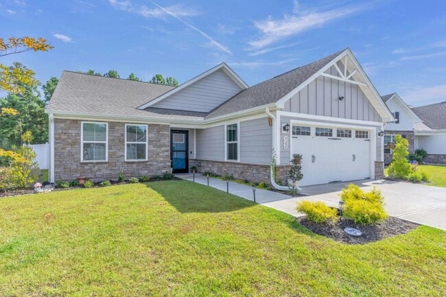 property at 922 Daylily Cir