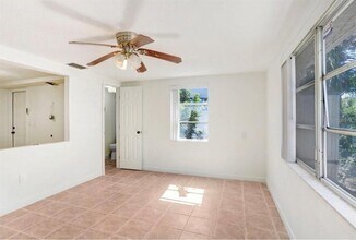 5510 Berlin Dr in Port Richey, FL - Building Photo - Building Photo