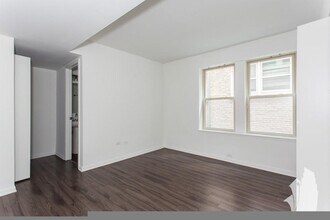 920 W Carmen Ave, Unit 3A in Chicago, IL - Building Photo - Building Photo