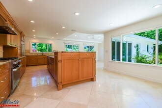 20656 Woodward Ct in Saratoga, CA - Building Photo - Building Photo