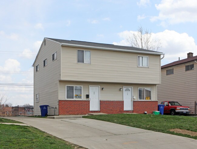 1977-2104 Grasmere Ave in Columbus, OH - Building Photo - Building Photo