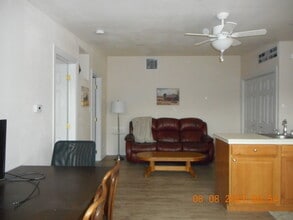 952 17 1/4 Rd, Unit A in Fruita, CO - Building Photo - Building Photo