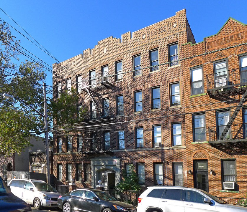 1960 E Eighth St in Brooklyn, NY - Foto de edificio