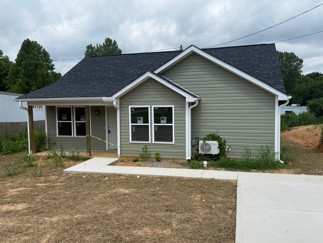 property at 212 Reich St