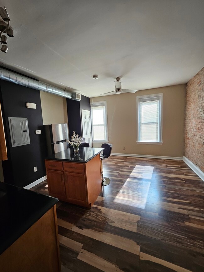 926 Belmont Ave, Unit 3 in Philadelphia, PA - Building Photo - Building Photo