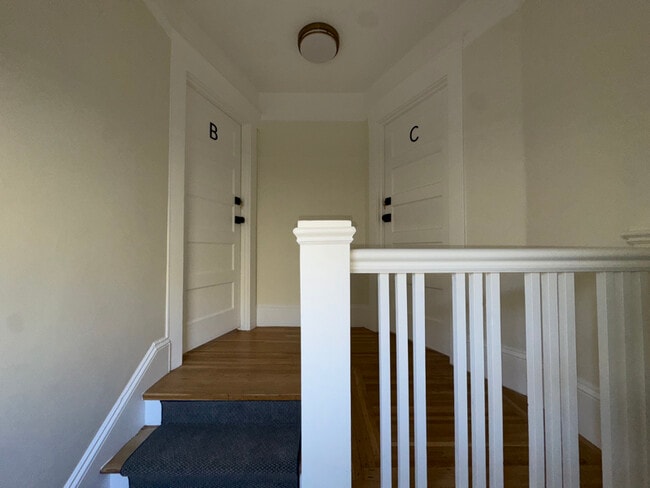 443 62nd St in Oakland, CA - Foto de edificio - Building Photo