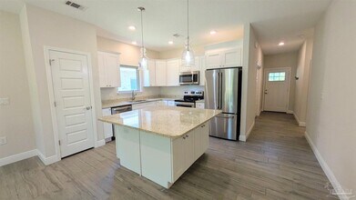 2973 N 30th Ave in Milton, FL - Building Photo - Building Photo
