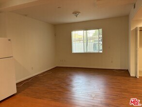 1412 S Sherbourne Dr in Los Angeles, CA - Building Photo - Building Photo