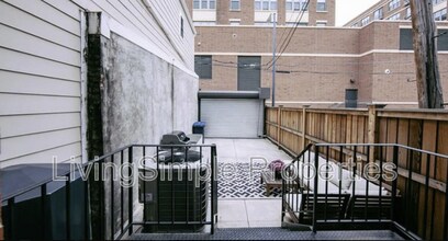 317 I St NE in Washington, DC - Building Photo - Building Photo