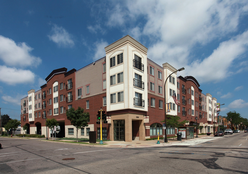 Monroe Village Senior Apartments in Minneapolis, MN - Building Photo