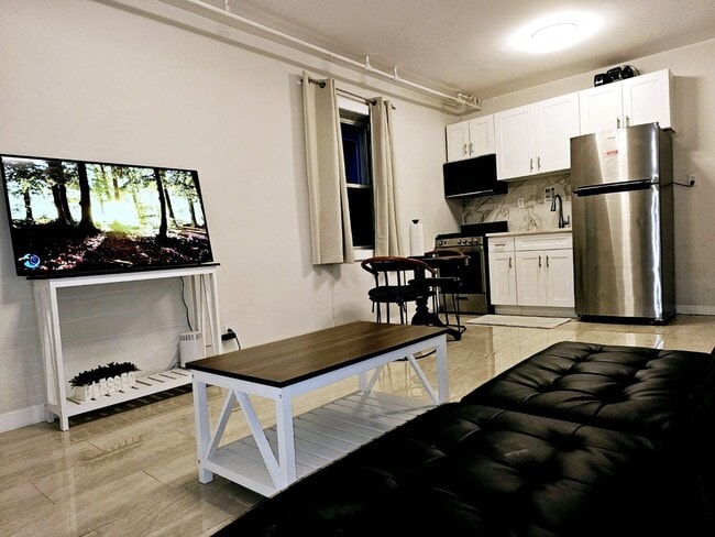 813 Calhoun Ave, Unit 1