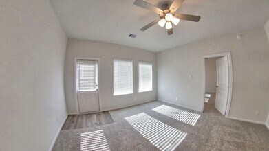 14911 Hidalgo Valley Ln in Houston, TX - Building Photo - Building Photo