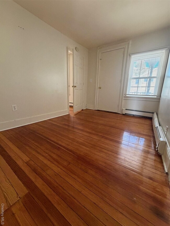 22 S Eckar St in Irvington, NY - Building Photo - Building Photo