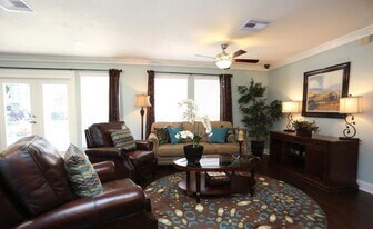 14101 Walters Rd in Houston, TX - Building Photo