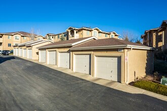 Villas at Bear Creek in Colorado Springs, CO - Foto de edificio - Building Photo