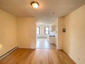 278 1st St in Jersey City, NJ - Building Photo - Building Photo