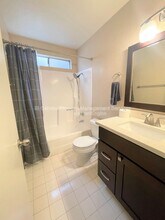 12121 Centralia St in Lakewood, CA - Building Photo - Building Photo