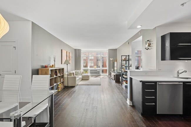 property at 1450 Washington St