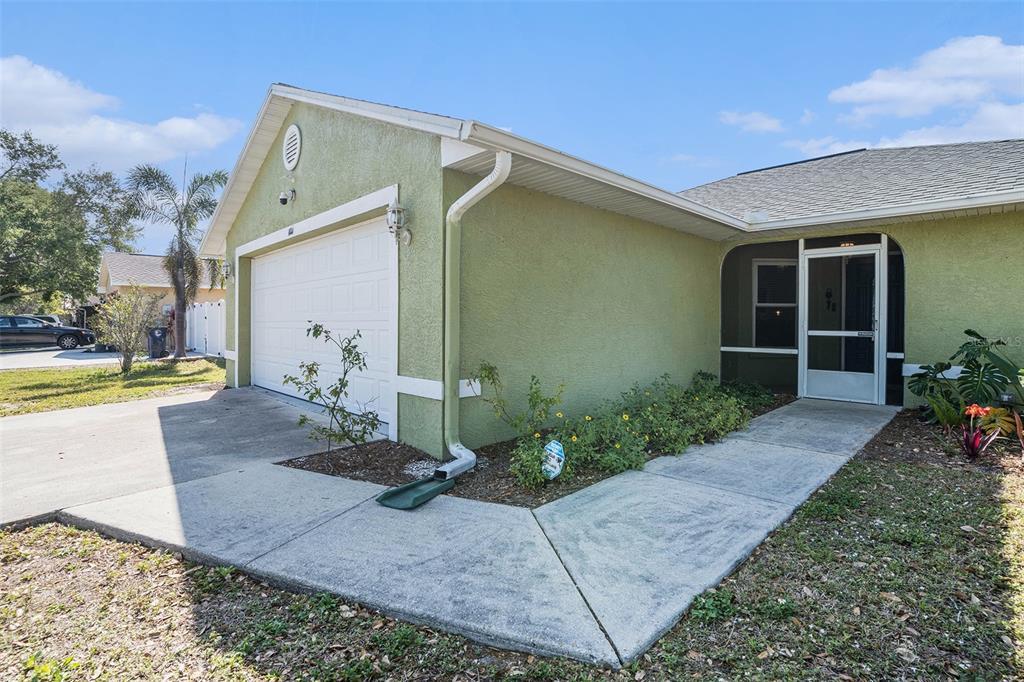 1601 14th St W in Palmetto, FL - Building Photo