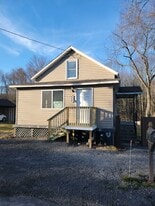 624 Dulancey Dr in Portage, PA - Building Photo