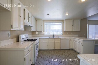 12101 Heritage Dr in Moreno Valley, CA - Foto de edificio - Building Photo
