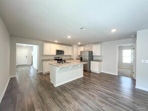 5257 Peach Dr in Milton, FL - Building Photo - Building Photo