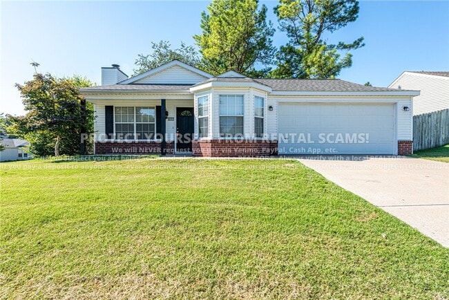 property at 3031 W Essex Dr