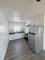 5039 Alhambra Ave, Unit B in Los Angeles, CA - Building Photo