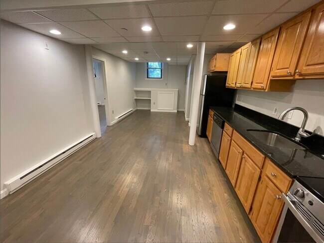 77 Park Dr in Boston, MA - Building Photo - Building Photo