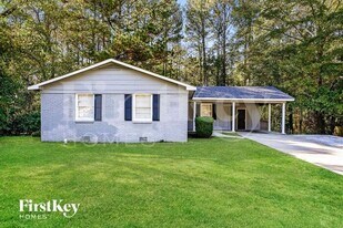 10799 Sanderling Ln in Jonesboro, GA - Building Photo