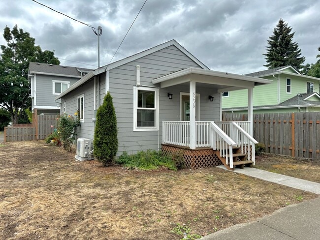 property at 6238 SE Harney St