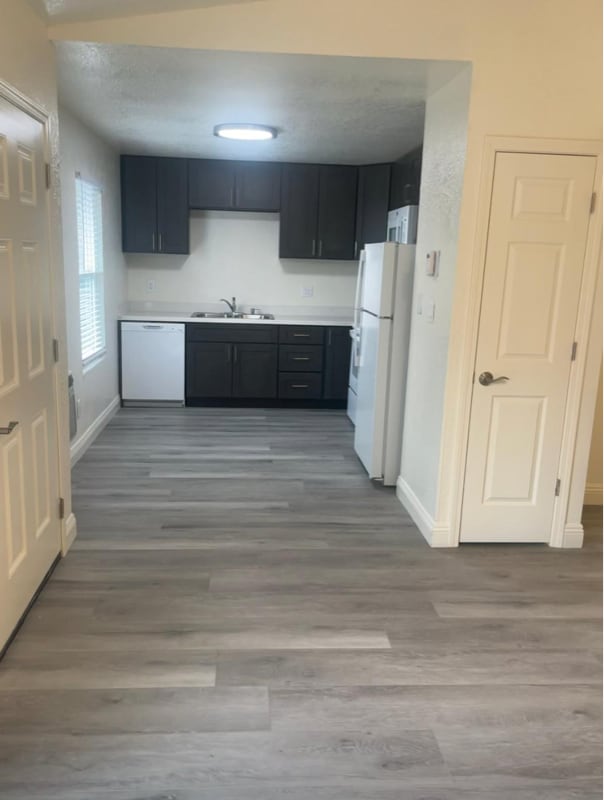 447 Coffee Rd in Modesto, CA - Building Photo - Building Photo
