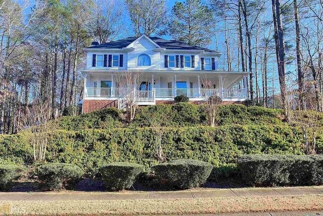 property at 800 Satinwood Pl