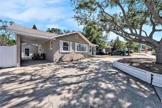 1432 San Juan Ct in Clearwater, FL - Building Photo - Building Photo