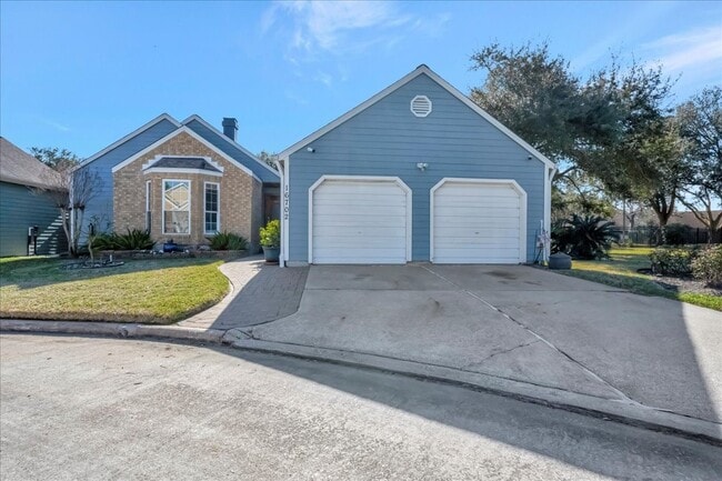 property at 16702 Dale Oak Way