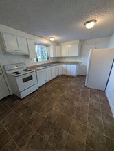 5002 Wocus Rd in Klamath Falls, OR - Building Photo - Building Photo