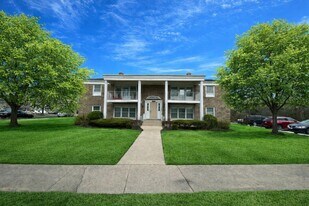 4020 216th St in Matteson, IL - Building Photo