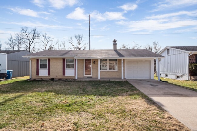 12010 Glenpark Dr in Maryland Heights, MO - Building Photo - Building Photo