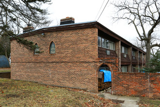 389 Crystal St in Elgin, IL - Building Photo - Building Photo