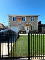 705 E 52nd Pl in Los Angeles, CA - Building Photo