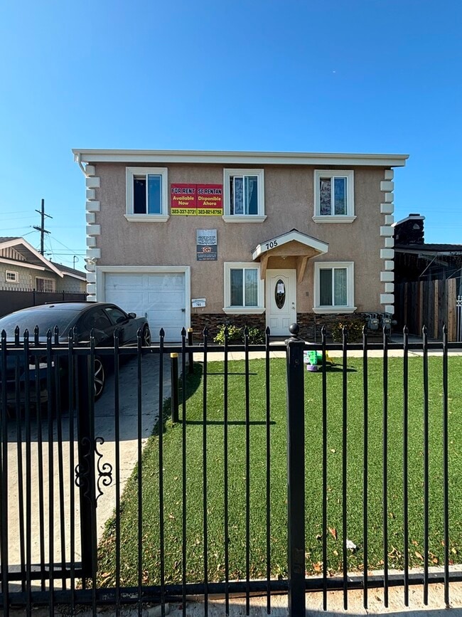 property at 705 E 52nd Pl