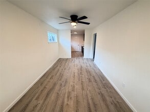 5130 Engleford St in Houston, TX - Building Photo - Building Photo