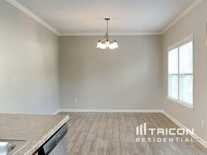 10204 Daniel Dwayne Dr in Charlotte, NC - Building Photo - Building Photo
