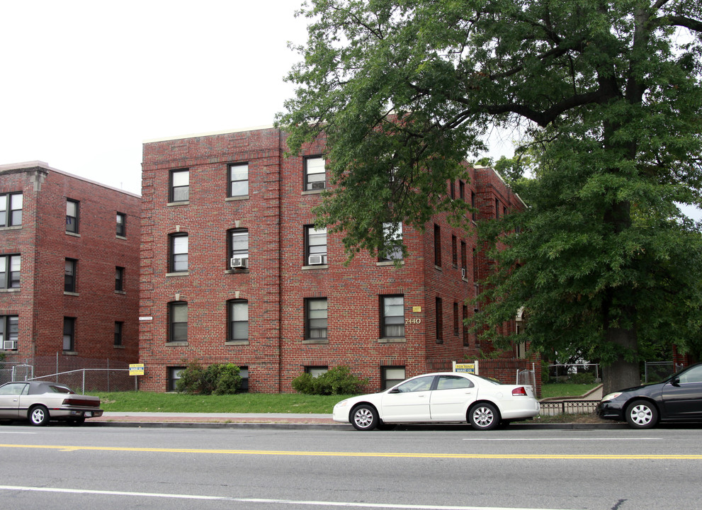 7440 Georgia Ave NW in Washington, DC - Building Photo