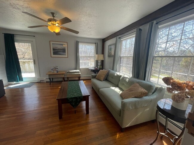 182 Division St in Great Barrington, MA - Building Photo - Building Photo